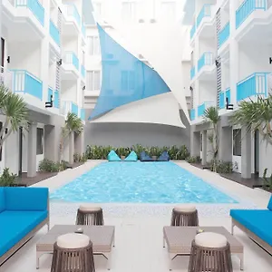 Отель Bloo Bali